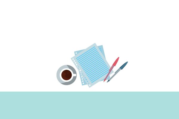 papel, bolígrafos y una taza de café sobre una mesa